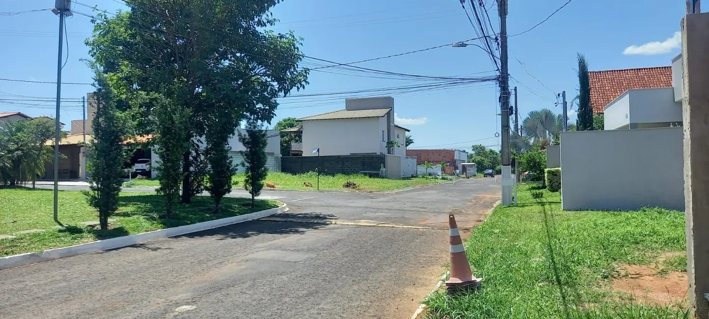 Foto 1 de Terreno / Lote à venda, 252m2 em Minas Gerais, Uberlandia - MG