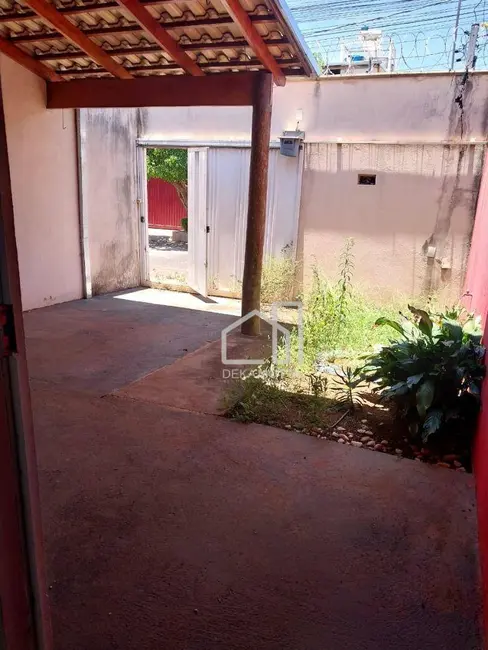 Casa com 2 quartos à venda, 125m2 em Santa Rosa, Uberlandia - MG - imagem 3 Foto 3 de Casa com 2 quartos à venda, 125m2 em Santa Rosa, Uberlandia - MG