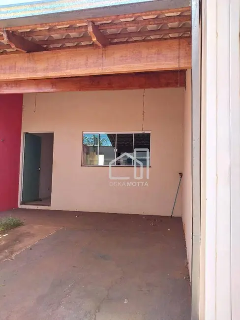 Casa com 2 quartos à venda, 125m2 em Santa Rosa, Uberlandia - MG - imagem 1 Foto 1 de Casa com 2 quartos à venda, 125m2 em Santa Rosa, Uberlandia - MG