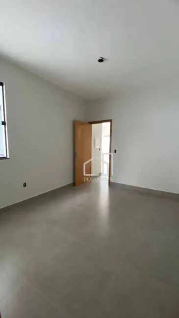 Foto 7 de Casa com 2 quartos à venda, 116m2 em Jardim Ipanema, Uberlandia - MG