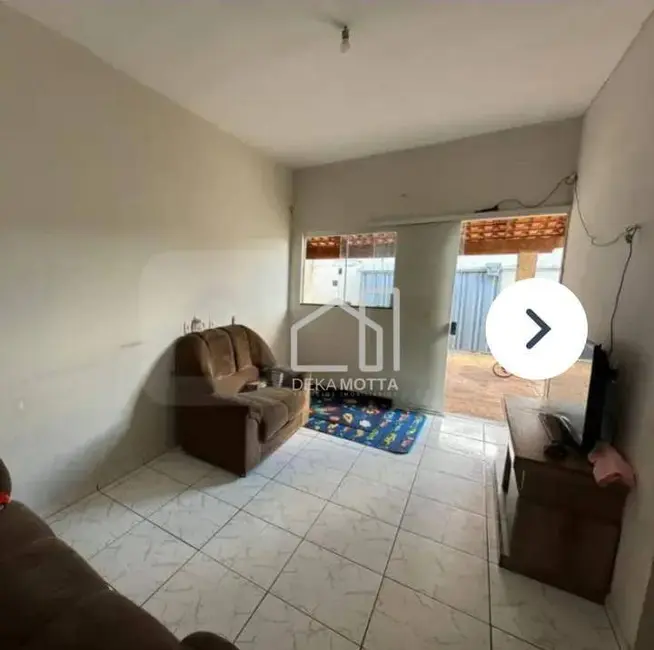 Foto 2 de Casa com 2 quartos à venda, 250m2 em Jardim Europa, Uberlandia - MG