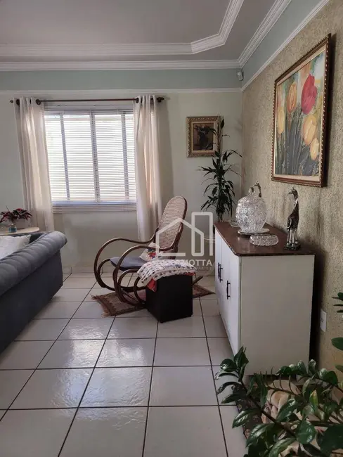 Casa com 3 quartos à venda, 432m2 em Cidade Jardim, Uberlandia - MG - imagem 8 Foto 8 de Casa com 3 quartos à venda, 432m2 em Cidade Jardim, Uberlandia - MG