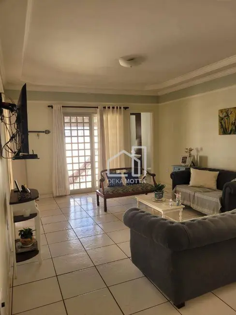 Casa com 3 quartos à venda, 432m2 em Cidade Jardim, Uberlandia - MG - imagem 7 Foto 7 de Casa com 3 quartos à venda, 432m2 em Cidade Jardim, Uberlandia - MG