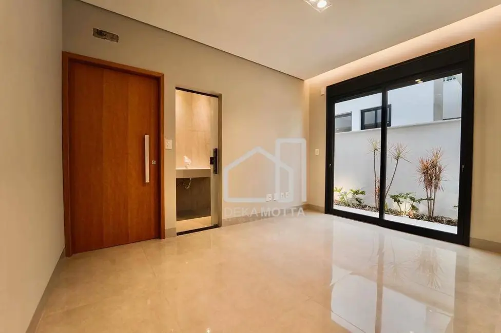 Foto 4 de Casa com 4 quartos à venda, 466m2 em Jardim Sul, Uberlandia - MG