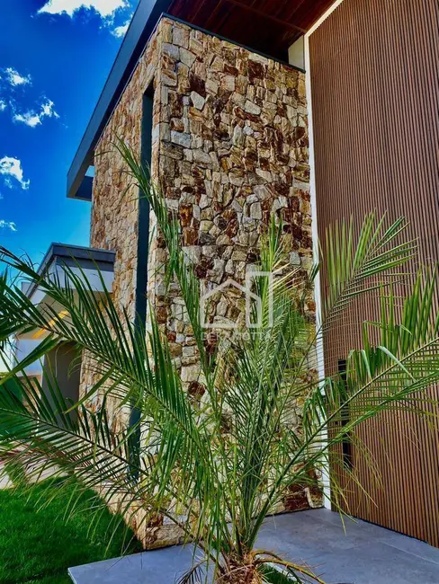 Foto 5 de Casa com 4 quartos à venda, 466m2 em Jardim Sul, Uberlandia - MG