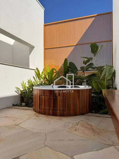 Casa com 4 quartos à venda, 472m2 em Uberlandia - MG - imagem 7 Foto 7 de Casa com 4 quartos à venda, 472m2 em Uberlandia - MG