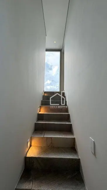 Foto 8 de Casa com 3 quartos à venda, 400m2 em Gávea, Uberlandia - MG