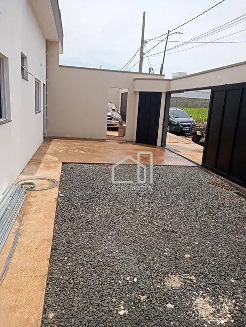 Foto 3 de Casa com 2 quartos à venda, 160m2 em Laranjeiras, Uberlandia - MG