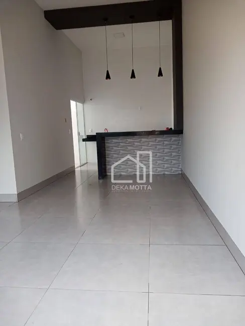 Foto 1 de Casa com 2 quartos à venda, 160m2 em Laranjeiras, Uberlandia - MG
