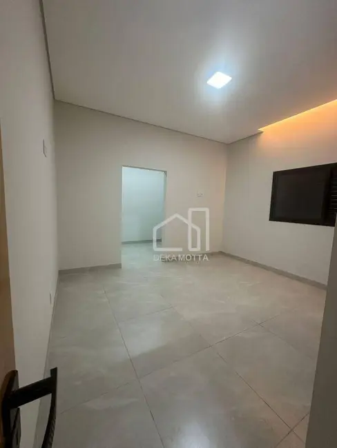 Foto 9 de Casa com 3 quartos à venda, 253m2 em Jardim Europa, Uberlandia - MG