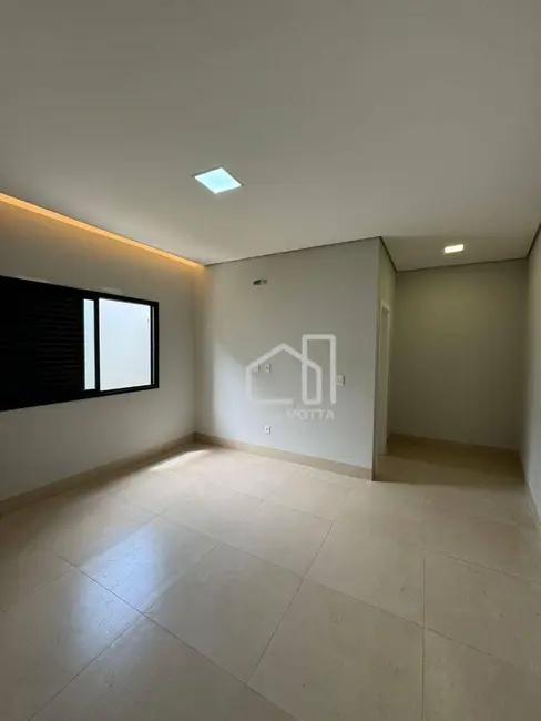 Foto 5 de Casa com 3 quartos à venda, 250m2 em Grand Ville, Uberlandia - MG