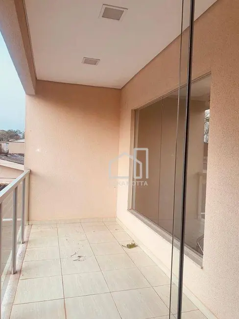 Foto 9 de Casa com 3 quartos à venda, 400m2 em Presidente Roosevelt, Uberlandia - MG