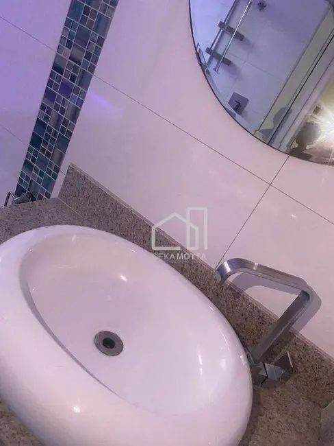 Foto 7 de Casa com 3 quartos à venda, 400m2 em Presidente Roosevelt, Uberlandia - MG