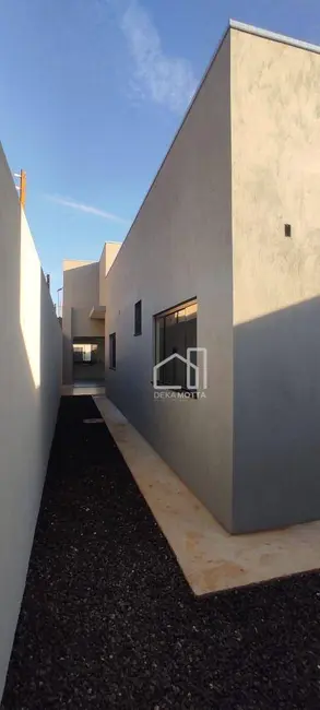 Foto 4 de Casa com 2 quartos à venda, 270m2 em Jardim Sucupira, Uberlandia - MG