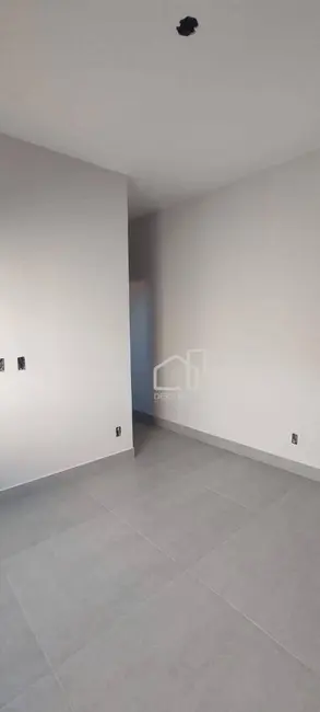 Foto 8 de Casa com 2 quartos à venda, 270m2 em Jardim Sucupira, Uberlandia - MG