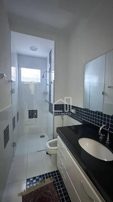 Foto 3 de Casa com 4 quartos à venda, 335m2 em Jardim Karaíba, Uberlandia - MG