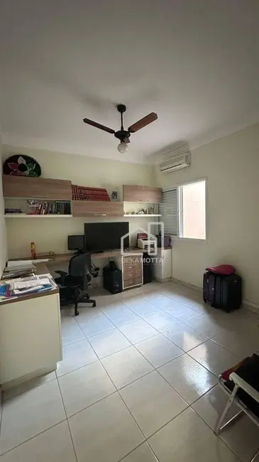 Foto 4 de Casa com 4 quartos à venda, 335m2 em Jardim Karaíba, Uberlandia - MG