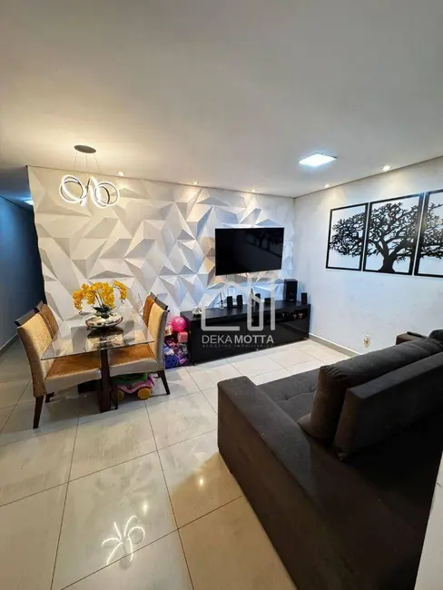 Apartamento com 2 quartos à venda, 63m2 em Laranjeiras, Uberlandia - MG - imagem 4 Foto 4 de Apartamento com 2 quartos à venda, 63m2 em Laranjeiras, Uberlandia - MG