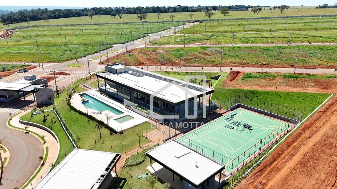 Foto 2 de Terreno / Lote à venda, 264m2 em Uberlandia - MG