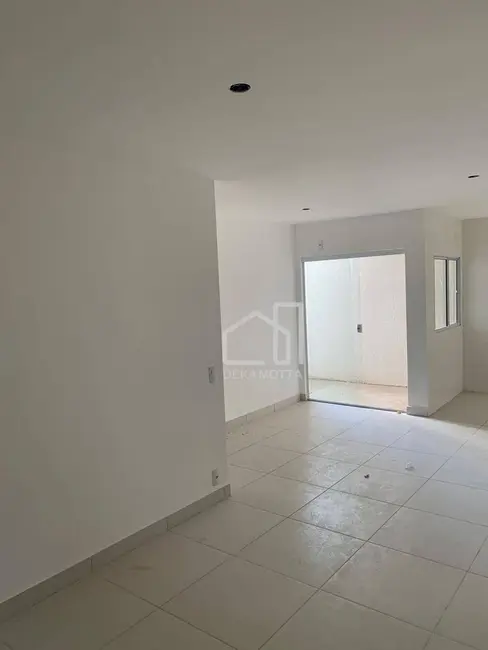 Foto 1 de Apartamento com 2 quartos à venda, 75m2 em Laranjeiras, Uberlandia - MG