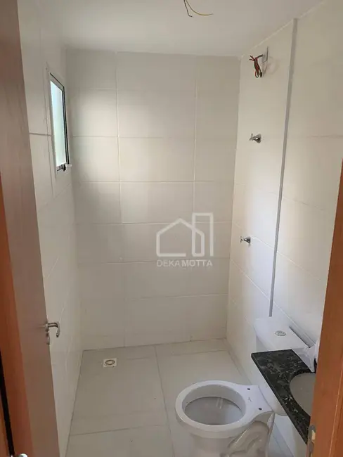 Foto 2 de Apartamento com 2 quartos à venda, 75m2 em Laranjeiras, Uberlandia - MG
