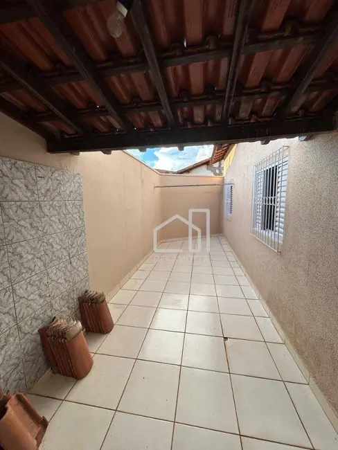 Foto 1 de Casa com 2 quartos à venda, 113m2 em Pacaembu, Uberlandia - MG