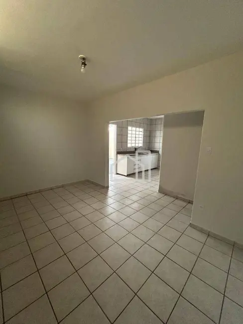 Foto 6 de Casa com 2 quartos à venda, 113m2 em Pacaembu, Uberlandia - MG