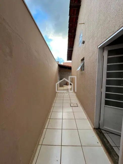 Foto 2 de Casa com 2 quartos à venda, 113m2 em Pacaembu, Uberlandia - MG