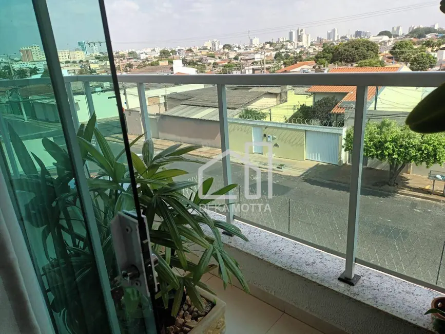 Foto 1 de Apartamento com 3 quartos à venda, 86m2 em Presidente Roosevelt, Uberlandia - MG