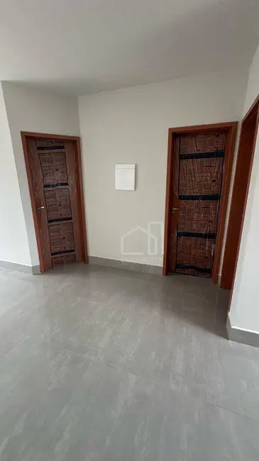 Foto 6 de Casa com 2 quartos à venda, 125m2 em Uberlandia - MG