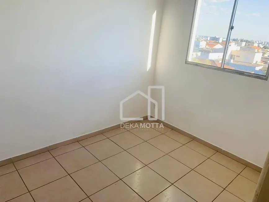 Apartamento com 2 quartos à venda, 44m2 em Brasil, Uberlandia - MG - imagem 9 Foto 9 de Apartamento com 2 quartos à venda, 44m2 em Brasil, Uberlandia - MG