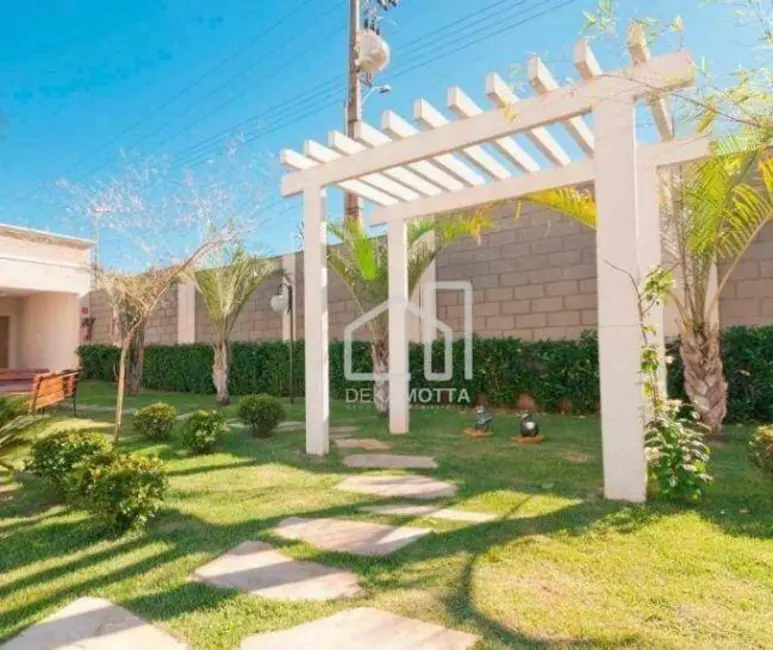 Foto 1 de Apartamento com 2 quartos à venda, 44m2 em Brasil, Uberlandia - MG