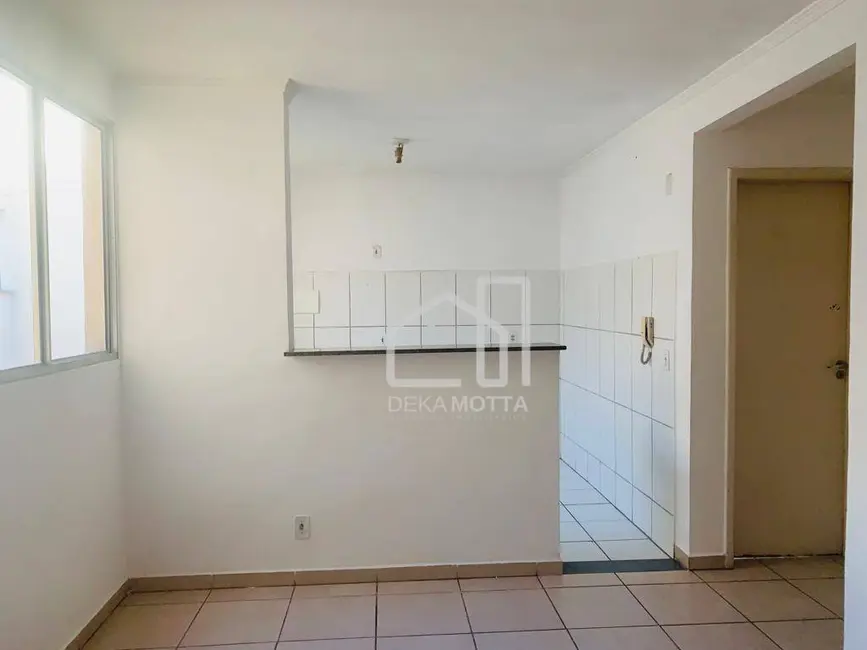 Apartamento com 2 quartos à venda, 44m2 em Brasil, Uberlandia - MG - imagem 4 Foto 4 de Apartamento com 2 quartos à venda, 44m2 em Brasil, Uberlandia - MG