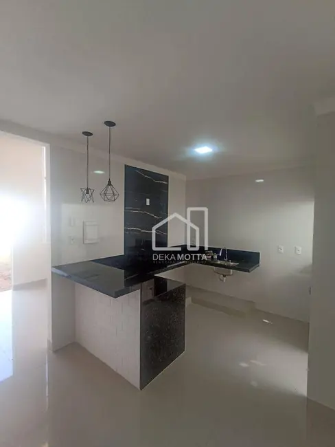 Foto 2 de Casa com 3 quartos à venda, 150m2 em Segismundo Pereira, Uberlandia - MG