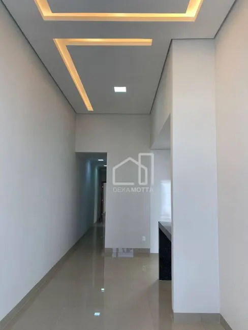 Foto 7 de Casa com 3 quartos à venda, 150m2 em Segismundo Pereira, Uberlandia - MG