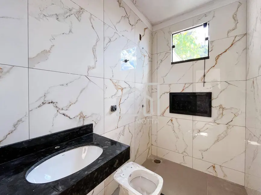 Foto 7 de Casa com 3 quartos à venda, 150m2 em Uberlandia - MG