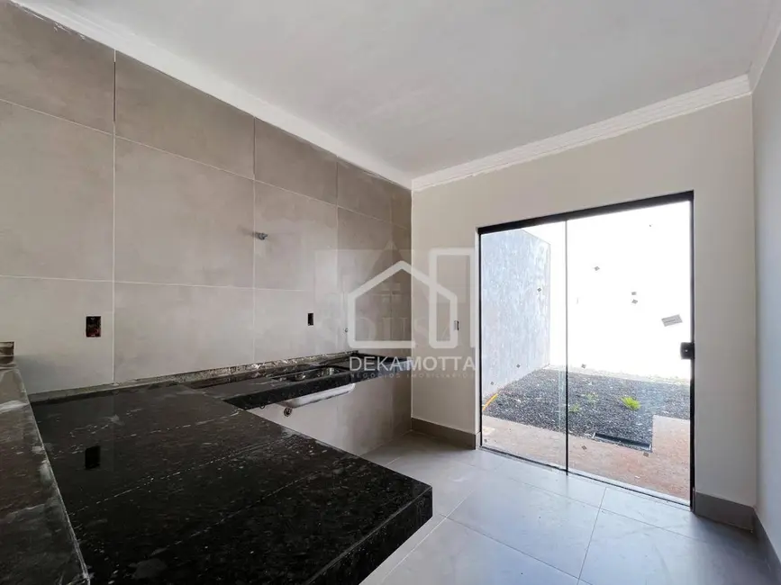 Foto 4 de Casa com 3 quartos à venda, 150m2 em Uberlandia - MG