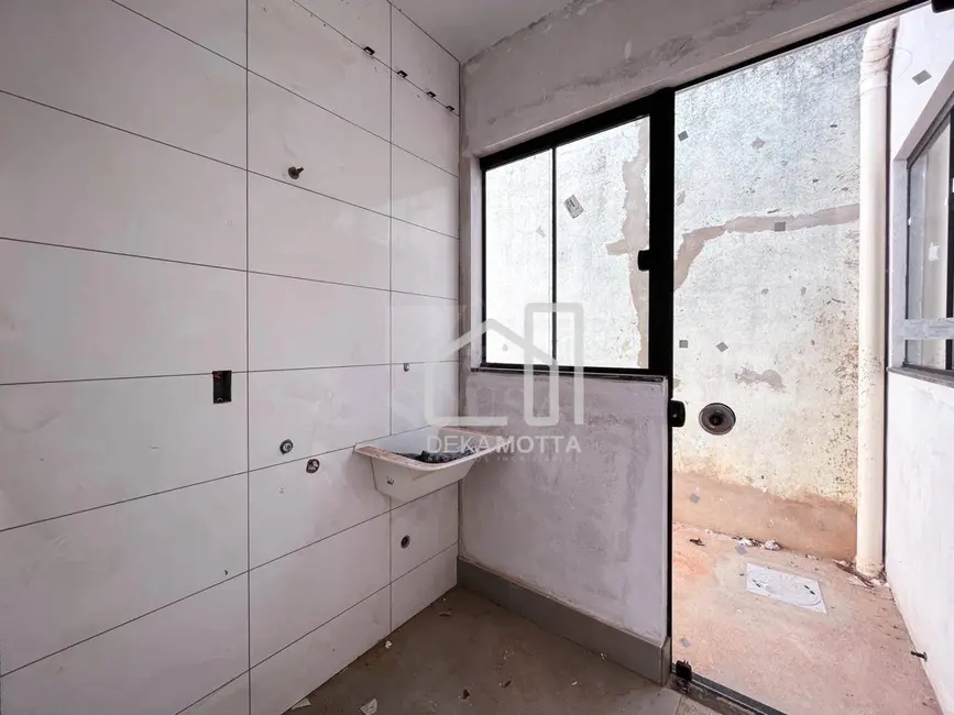 Foto 6 de Casa com 3 quartos à venda, 150m2 em Uberlandia - MG