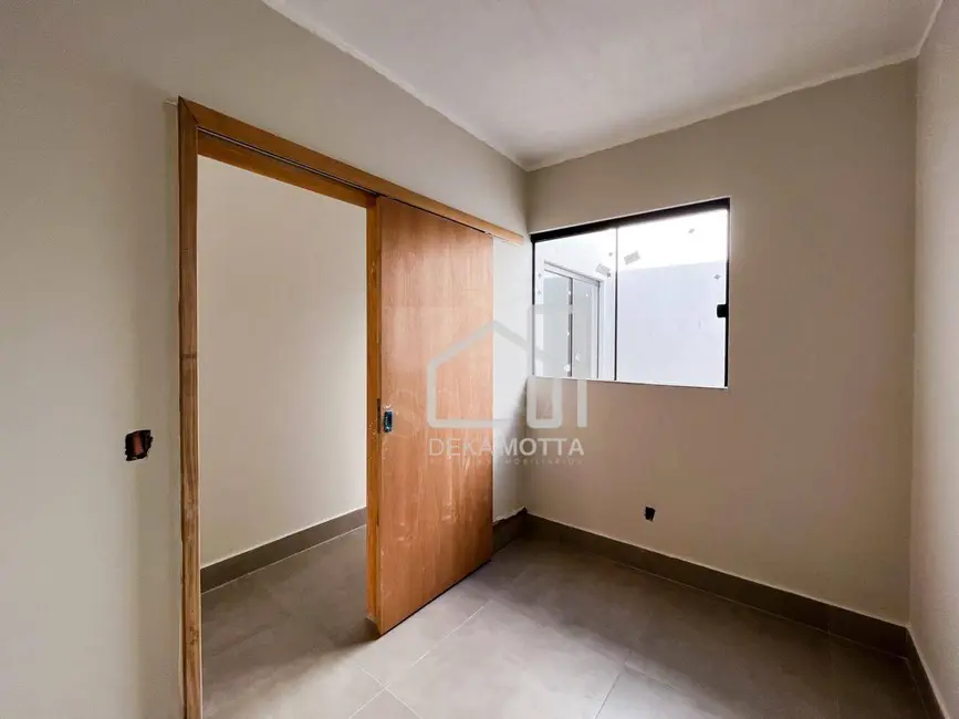 Foto 9 de Casa com 3 quartos à venda, 150m2 em Uberlandia - MG