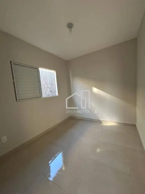 Foto 6 de Casa com 2 quartos à venda, 200m2 em Mansour, Uberlandia - MG