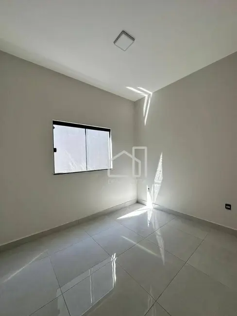 Foto 6 de Casa com 3 quartos à venda, 150m2 em Jardim Holanda, Uberlandia - MG