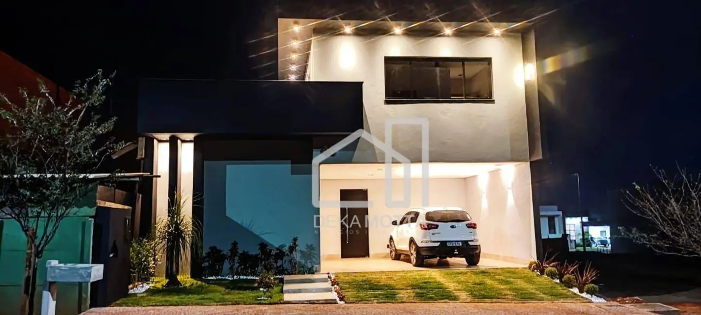 Foto 1 de Casa com 3 quartos à venda, 250m2 em Grand Ville, Uberlandia - MG