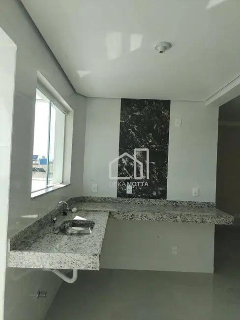Foto 2 de Apartamento com 2 quartos à venda, 55m2 em Martins, Uberlandia - MG