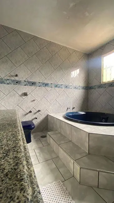 Foto 7 de Casa com 3 quartos à venda, 278m2 em Jardim Patrícia, Uberlandia - MG