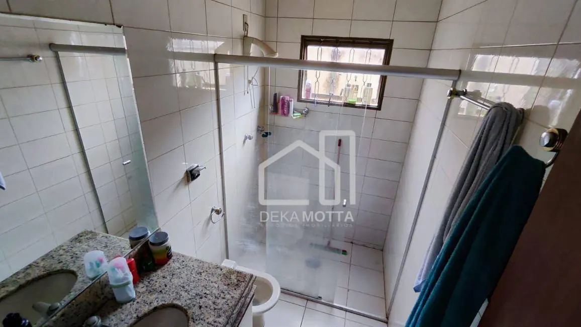 Foto 6 de Casa com 3 quartos à venda, 250m2 em Jardim Patrícia, Uberlandia - MG