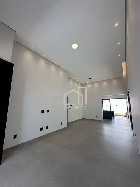 Foto 6 de Casa com 3 quartos à venda, 250m2 em Jardim Holanda, Uberlandia - MG