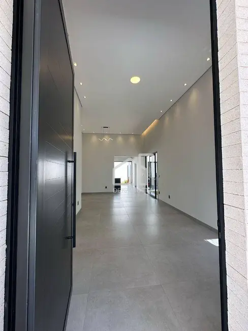 Foto 5 de Casa com 3 quartos à venda, 250m2 em Jardim Holanda, Uberlandia - MG