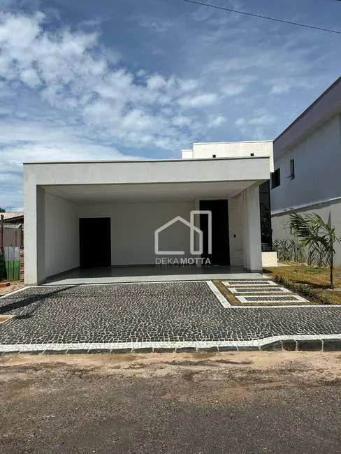 Foto 3 de Casa com 3 quartos à venda, 250m2 em Jardim Holanda, Uberlandia - MG