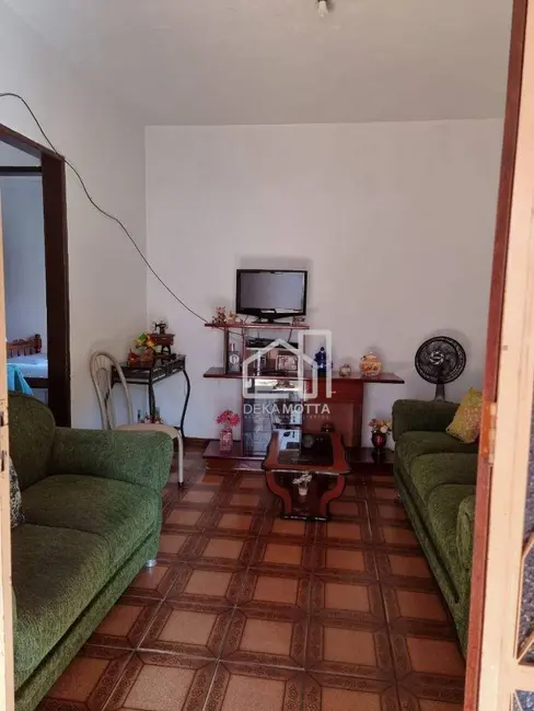 Foto 8 de Sobrado com 5 quartos à venda, 250m2 em Jardim Patrícia, Uberlandia - MG