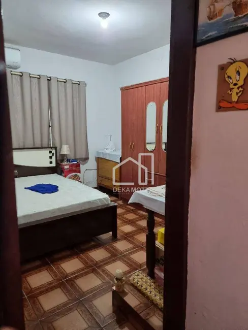 Foto 7 de Sobrado com 5 quartos à venda, 250m2 em Jardim Patrícia, Uberlandia - MG